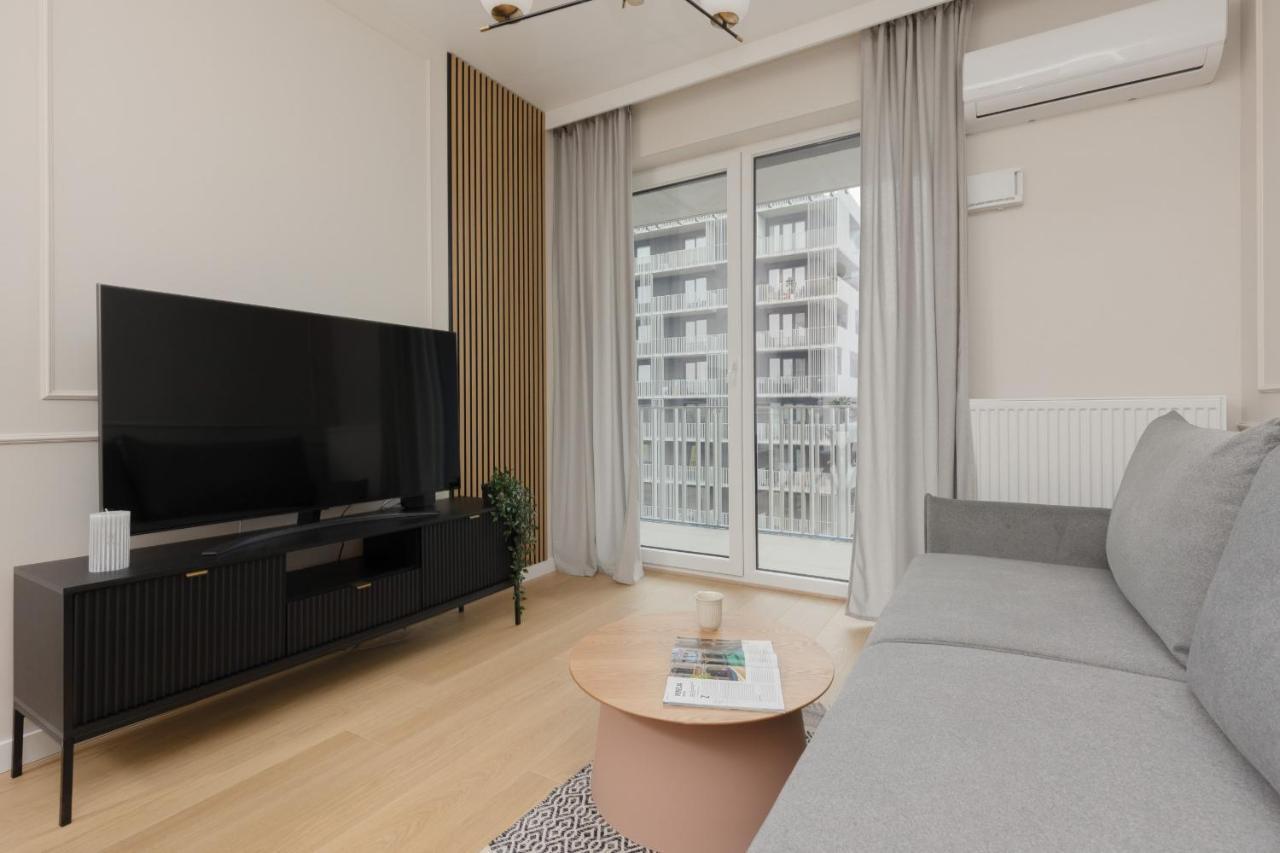 Wola Spacious Flat With Air Conditioning & Balcony By Noclegi Renters Warszawa Zewnętrze zdjęcie