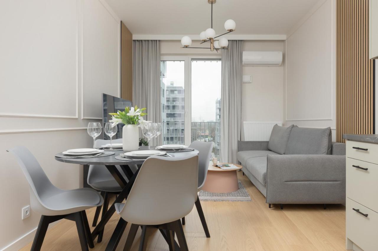 Wola Spacious Flat With Air Conditioning & Balcony By Noclegi Renters Warszawa Zewnętrze zdjęcie