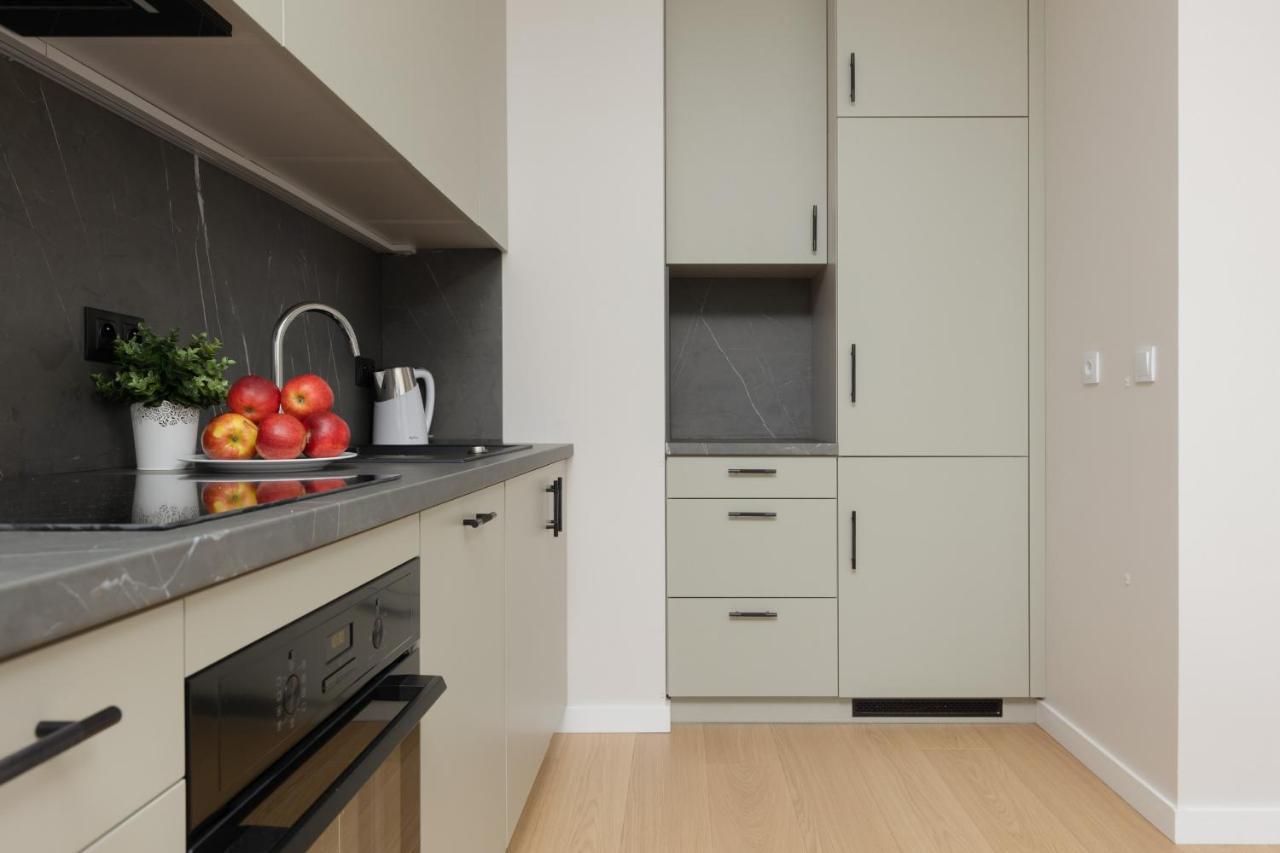 Wola Spacious Flat With Air Conditioning & Balcony By Noclegi Renters Warszawa Zewnętrze zdjęcie