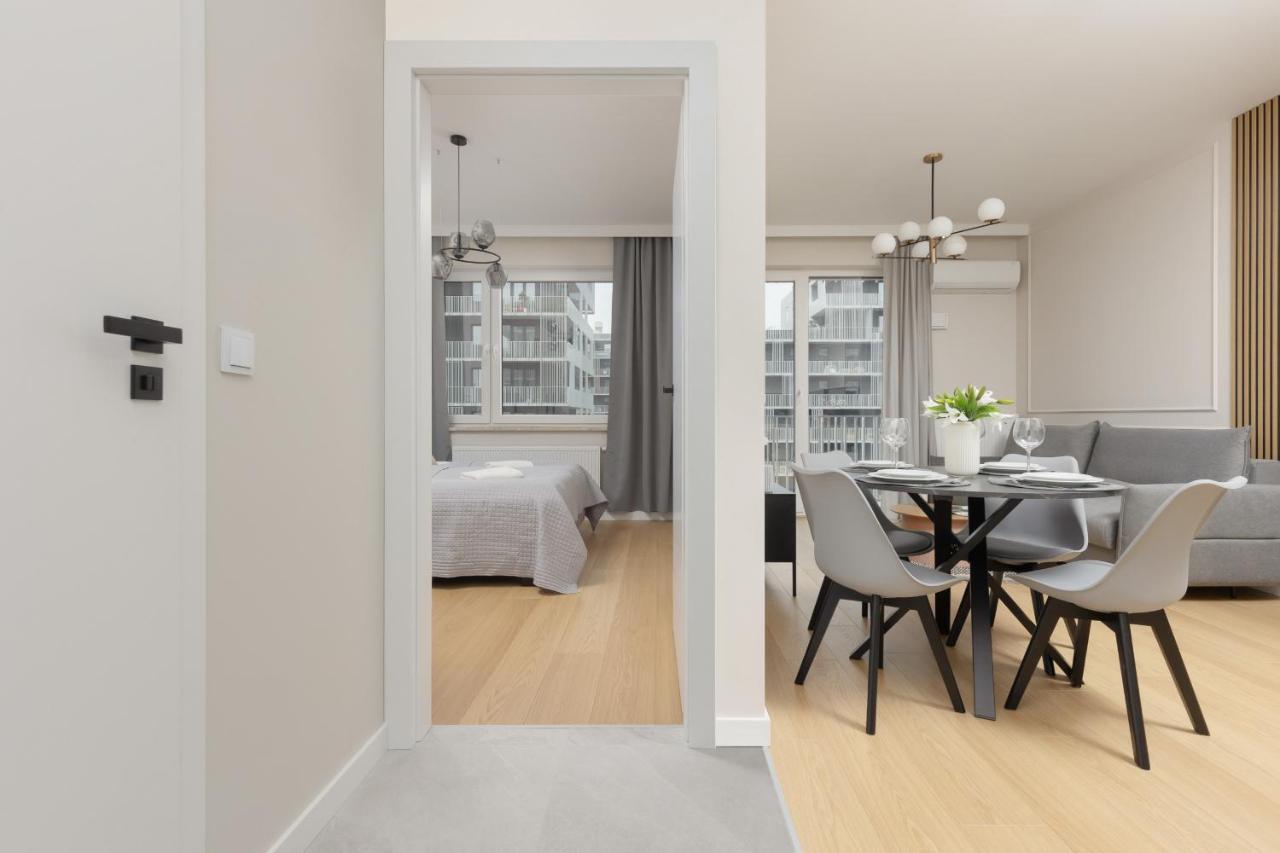 Wola Spacious Flat With Air Conditioning & Balcony By Noclegi Renters Warszawa Zewnętrze zdjęcie
